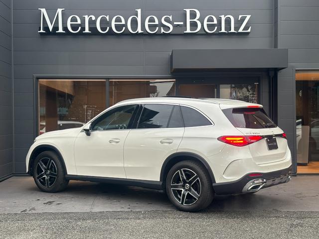 ＧＬＣ ＧＬＣ２２０ｄ　４マチック　ドライバーズパッケージ　レザーエクスクルーシブパッケージ・ＭＢＵＸ・ブラウンレザー・パノラミックスライディングルーフ・ＡＭＧライン・スターパターングリル・３６０°カメラ・アンビエントライト・ＡＲナビ・ヘッドアップディスプレイ（5枚目）