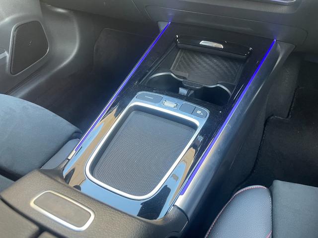 Ｂクラス Ｂ２００ｄ　ＡＭＧラインパッケージ　ＡＭＧライン　後期型　メモリー付きパワーシート　シートヒーター　アンビエントライト　レーダーセーフティパッケージ　メルセデスケア継承（23枚目）