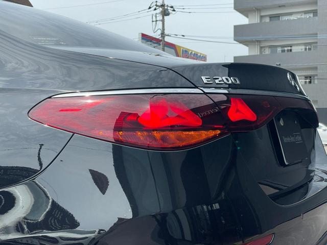 Ｅクラス Ｅ２００　アバンギャルド　ＡＭＧラインパッケージ　デモカーアップ／レザーエクスクルーシブＰ／黒本革シート／アドバンストＰ／デジタルインテリアＰ／Ｂｕｒｍｅｓｔｅｒ／シートヒーター／シートベンチレーター／メモリー付パワーシート／ヘッドアップディスプレイ（12枚目）