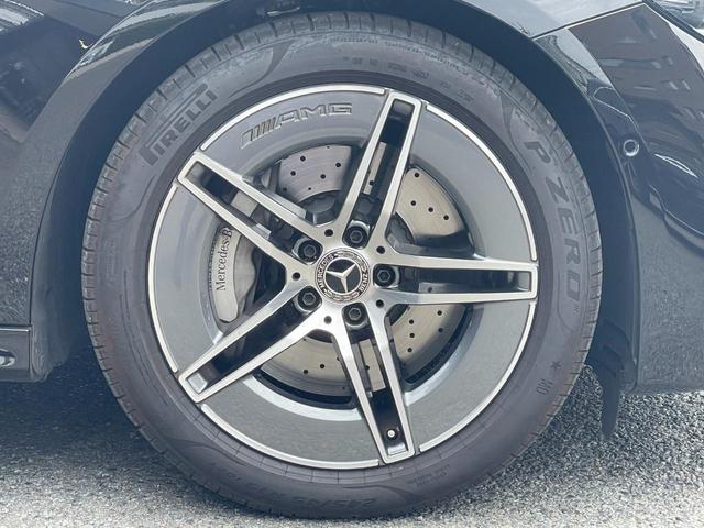 Ｅクラス Ｅ２００　アバンギャルド　ＡＭＧラインパッケージ　デモカーアップ／レザーエクスクルーシブＰ／黒本革シート／アドバンストＰ／デジタルインテリアＰ／Ｂｕｒｍｅｓｔｅｒ／シートヒーター／シートベンチレーター／メモリー付パワーシート／ヘッドアップディスプレイ（16枚目）