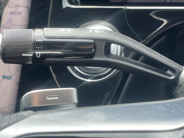 Ｅクラス Ｅ２００　アバンギャルド　ＡＭＧラインパッケージ　デモカーアップ／レザーエクスクルーシブＰ／黒本革シート／アドバンストＰ／デジタルインテリアＰ／Ｂｕｒｍｅｓｔｅｒ／シートヒーター／シートベンチレーター／メモリー付パワーシート／ヘッドアップディスプレイ（25枚目）