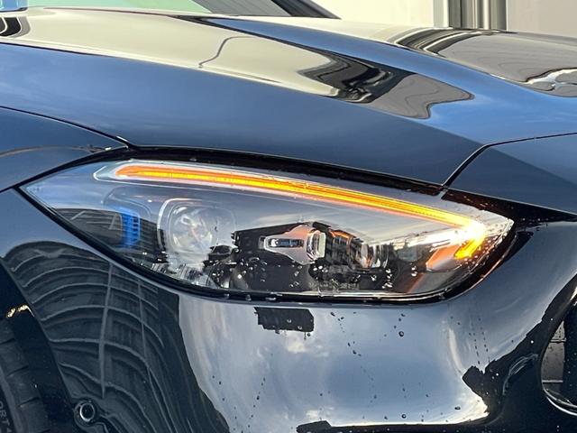 Ｃクラス Ｃ４３　４マチック　ＡＭＧ特別オーダーアルミホイール・ナイトパッケージ・パノラマサンルーフ・レーダーセーフティーＰＫＧ・３６０°カメラ・ＭＢＵＸ・アンビエントライト（9枚目）