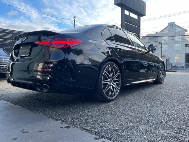 Ｃクラス Ｃ４３　４マチック　ＡＭＧ特別オーダーアルミホイール・ナイトパッケージ・パノラマサンルーフ・レーダーセーフティーＰＫＧ・３６０°カメラ・ＭＢＵＸ・アンビエントライト（10枚目）
