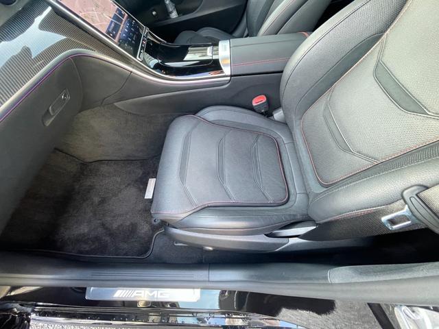 Ｃクラス Ｃ４３　４マチック　ＡＭＧ特別オーダーアルミホイール・ナイトパッケージ・パノラマサンルーフ・レーダーセーフティーＰＫＧ・３６０°カメラ・ＭＢＵＸ・アンビエントライト（26枚目）