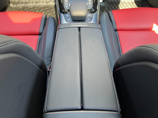 Ａクラス Ａ４５　Ｓ　４マチック＋　新車保証継承／認定中古車保証２年付／サンルーフ／ＡＭＧパフォーマンスパッケージ／パフォーマンスシート／ＡＭＧライドコントロールサスペンション／前席シートヒーター／前席ベンチレーター／電動リアゲート（18枚目）