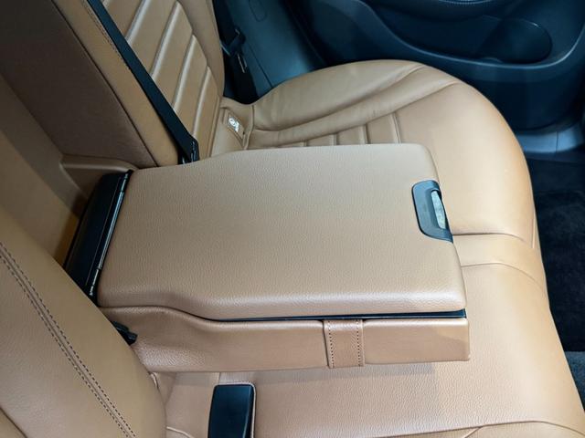 ＧＬＣ ＧＬＣ４３　４マチッククーペ　レーダーセーフティパッケージ／レザーエクスクルーシブパッケージ／シートヒーター／シートベンチレーター／ＭＢＵＸ／電動パワーゲート／クルーズコントロール（17枚目）