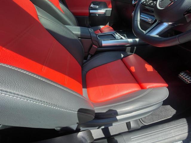 ＧＬＡクラス ＧＬＡ２００ｄ　４Ｍ　　ＡＭＧレザエクスクルーシブＰ　ＡＭＧレザーエクスクルーシブパッケージ　本革シート（クラシックレッド／ブラック）　パノラミックスライディングルーフ　ＡＭＧラインパッケージ　スポーツシート　スポーツブレーキ　マルチビームＬＥＤヘッドラ（16枚目）