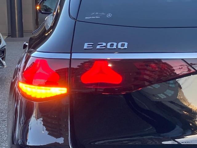 Ｅクラス Ｅ２００　アバンギャルド　ＡＭＧラインパッケージ　弊社デモカー／メモリー付きパワーシート／シートヒーター／３６０度カメラシステム／ＥＴＣ２．０／アクティブレーンキーピングアシスト／アクティブパーキングアシスト／ダイナミックセレクト／（13枚目）
