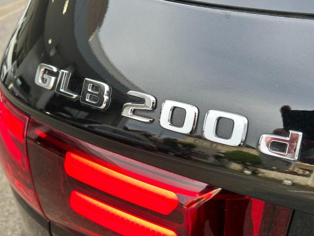 GLB GLB200d 4マチック AMGラインパッケージ パノラミックスライディングルーフ/AMGラインパッケージ/ハーフレザーシート/シートヒーター/アドバンスドパッケージ/ヘッドアップディスプレイ/MBUX ARナビゲーション/ブルメスターサラウンドサウ(60枚目)