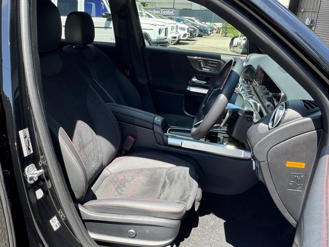 GLB GLB200d 4マチック AMGラインパッケージ AMGライン/ダイレクトステアリング/アダブティブダンピングシステム付サスペンション/アダブティブハイビームアシスト・プラス/マルチビームLEDヘッドライト/プライバシーガラス/スポーツブレーキ(14枚目)