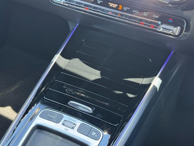 GLB GLB200d 4マチック AMGラインパッケージ AMGライン/ダイレクトステアリング/アダブティブダンピングシステム付サスペンション/アダブティブハイビームアシスト・プラス/マルチビームLEDヘッドライト/プライバシーガラス/スポーツブレーキ(36枚目)