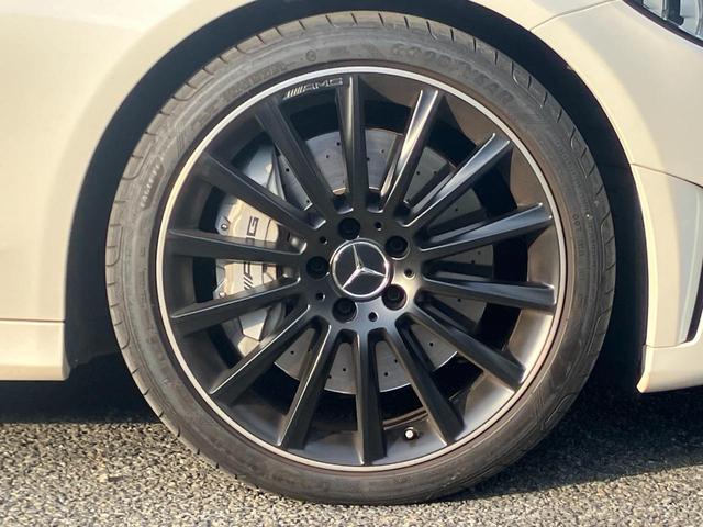 Cクラス C43 4マチック 弊社下取り車/パノラミックスライディングルーフ/ブラックレザーシート/ブルメスターサラウンドサウンド/ヘッドアップディスプレイ/AMGRIDEコントロールサスペンション/パフュームアトマイザー/ETC(7枚目)