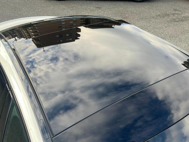 Cクラス C43 4マチック 弊社下取り車/パノラミックスライディングルーフ/ブラックレザーシート/ブルメスターサラウンドサウンド/ヘッドアップディスプレイ/AMGRIDEコントロールサスペンション/パフュームアトマイザー/ETC(9枚目)