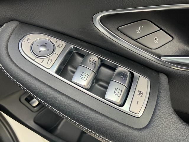 Cクラス C43 4マチック 弊社下取り車/パノラミックスライディングルーフ/ブラックレザーシート/ブルメスターサラウンドサウンド/ヘッドアップディスプレイ/AMGRIDEコントロールサスペンション/パフュームアトマイザー/ETC(20枚目)