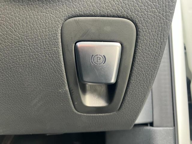 Cクラス C43 4マチック 弊社下取り車/パノラミックスライディングルーフ/ブラックレザーシート/ブルメスターサラウンドサウンド/ヘッドアップディスプレイ/AMGRIDEコントロールサスペンション/パフュームアトマイザー/ETC(23枚目)