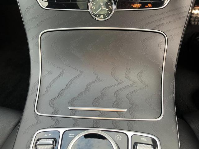 Cクラス C43 4マチック 弊社下取り車/パノラミックスライディングルーフ/ブラックレザーシート/ブルメスターサラウンドサウンド/ヘッドアップディスプレイ/AMGRIDEコントロールサスペンション/パフュームアトマイザー/ETC(32枚目)