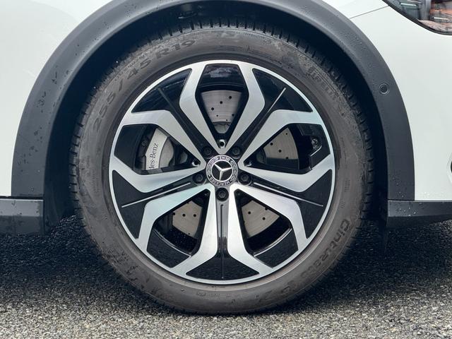 Ｅクラスオールテレイン Ｅ２２０ｄ　４マチック　オールテレイン　弊社デモカー／本革レザーシート／シートヒーター／メモリー付きパワーシート／電動リアゲート／３６０度カメラシステム／ヘッドアップディスプレイ／シートベンチレーター／ｂｕｒｍｅｓｔｅｒ４Ｄサウンドサラウン（9枚目）