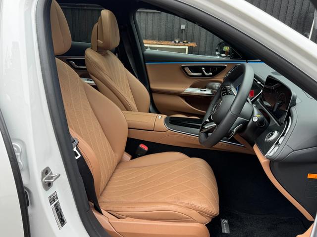 Ｅクラスオールテレイン Ｅ２２０ｄ　４マチック　オールテレイン　弊社デモカー／本革レザーシート／シートヒーター／メモリー付きパワーシート／電動リアゲート／３６０度カメラシステム／ヘッドアップディスプレイ／シートベンチレーター／ｂｕｒｍｅｓｔｅｒ４Ｄサウンドサラウン（14枚目）