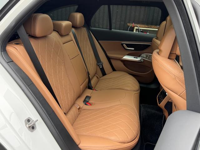 Ｅクラスオールテレイン Ｅ２２０ｄ　４マチック　オールテレイン　弊社デモカー／本革レザーシート／シートヒーター／メモリー付きパワーシート／電動リアゲート／３６０度カメラシステム／ヘッドアップディスプレイ／シートベンチレーター／ｂｕｒｍｅｓｔｅｒ４Ｄサウンドサラウン（45枚目）