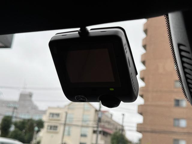 Ｅクラスオールテレイン Ｅ２２０ｄ　４マチック　オールテレイン　弊社デモカー／本革レザーシート／シートヒーター／メモリー付きパワーシート／電動リアゲート／３６０度カメラシステム／ヘッドアップディスプレイ／シートベンチレーター／ｂｕｒｍｅｓｔｅｒ４Ｄサウンドサラウン（47枚目）