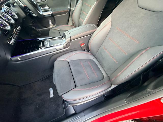 ＧＬＢ ＧＬＢ２００ｄ　４マチック　ＡＭＧラインパッケージ　弊社デモアップ／ＡＭＧラインパッケージ／２０インチアルミ／アダプティブダンピングサスペンション／マルチビームＬＥＤヘッドライト／３６０°カメラ／ＥＴＣ２．０／シートヒーター／メモリー付きパワーシート（19枚目）