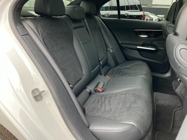 Ｃクラス Ｃ３５０ｅスポーツ　弊社デモカー／３６０度カメラシステム／シートヒーター／電動リアゲート／アクティブレーンキーピングアシスト／アクティブパーキングアシスト／純正ドラレコ／ＥＴＣ２．０／ダイナミックセレクト／（11枚目）