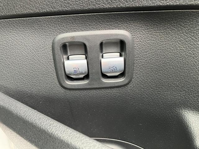 Ｃクラス Ｃ３５０ｅスポーツ　弊社デモカー／３６０度カメラシステム／シートヒーター／電動リアゲート／アクティブレーンキーピングアシスト／アクティブパーキングアシスト／純正ドラレコ／ＥＴＣ２．０／ダイナミックセレクト／（21枚目）