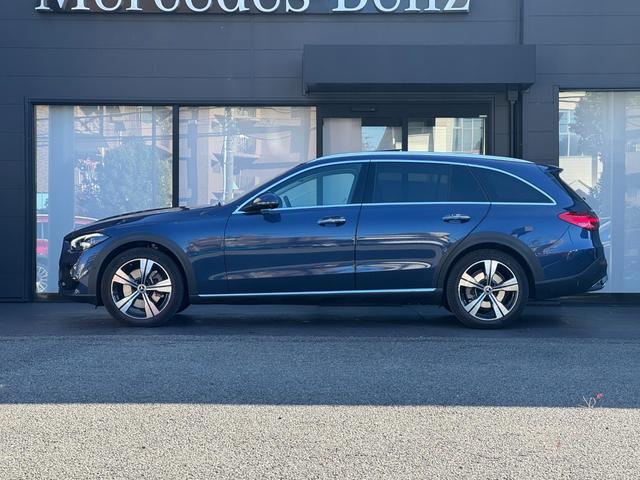 Cクラスオールテレイン C220d 4マチック オールテレイン レザーエクスクルーシブパッケージ 本革シート パノラミックスライディングルーフ メモリー付パワーシート シートヒーター ARナビゲーション アンビエントライト64色 MBUX シートベンチレーター(2枚目)