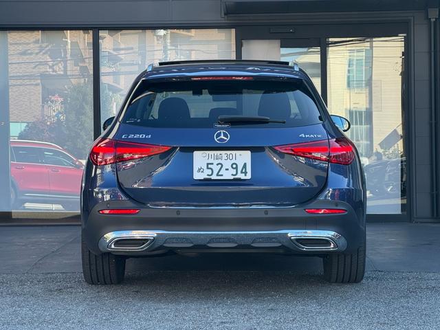 Cクラスオールテレイン C220d 4マチック オールテレイン レザーエクスクルーシブパッケージ 本革シート パノラミックスライディングルーフ メモリー付パワーシート シートヒーター ARナビゲーション アンビエントライト64色 MBUX シートベンチレーター(4枚目)