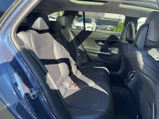 Cクラスオールテレイン C220d 4マチック オールテレイン レザーエクスクルーシブパッケージ 本革シート パノラミックスライディングルーフ メモリー付パワーシート シートヒーター ARナビゲーション アンビエントライト64色 MBUX シートベンチレーター(14枚目)