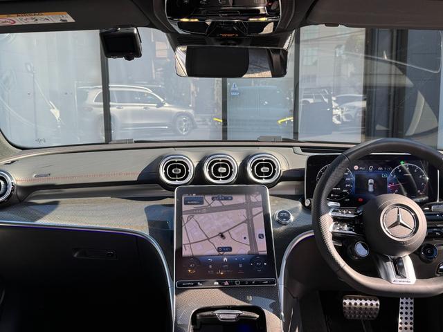 遠方でご来店が難しいお客様は、リモート商談も承っております。傷の状態確認やご納車までの流れなど、丁寧にご説明させていただきます。