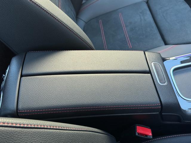 EQB EQB250+ AMGラインパッケージ 弊社デモカー/メモリー付きパワーシート/電動リアゲート/パノラミックスライディングルーフ/3列シート/アクティブパーキングアシスト/アクティブレーンキーピングアシスト/純正ドラレコ/ETC2.0/認定(35枚目)