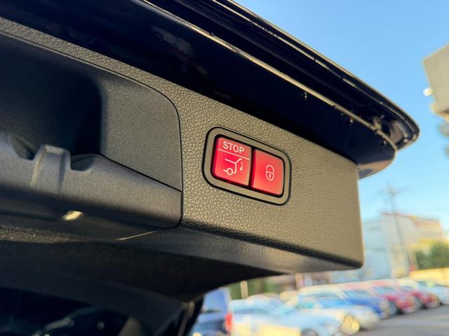 Eクラスステーションワゴン E300 ステーションワゴン スポーツ パフュームアトマイザー/メモリー付きパワーシート/電動リアゲート/後席シートヒーター/パノラミックスライディングルーフ/360度カメラシステム/burmesterサウンドサラウンドシステム(28枚目)