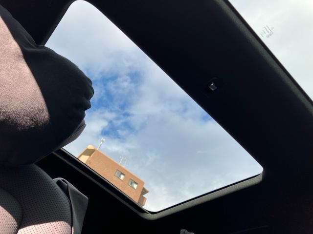 Ｖクラス Ｖ２２０ｄ　ロング　ＡＭＧラインパッケージ　弊社デモカーアップ／パノラミックスライディングルーフ／エクスクルーシブシートパッケージ／メモリー付きパワーシート／電動リアゲート／アクティブレーンキーピングアシスト／ＥＴＣ２．０／新車保証継承（21枚目）