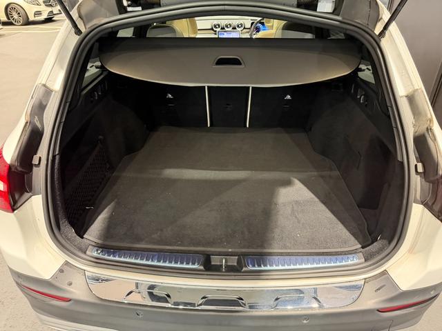 Ｃクラスオールテレイン Ｃ２２０ｄ　４マチック　オールテレイン　弊社下取り車　ＡＭＧラインパッケージ　ベーシックパッケージ　ＭＢＵＸ　ＡＲナビゲーション　ヘッドアップディスプレイ　本革巻きスポーツステアリング　大径ブレーキシステム（20枚目）
