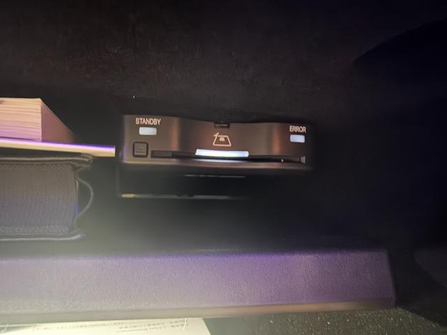 Ｃクラスオールテレイン Ｃ２２０ｄ　４マチック　オールテレイン　弊社下取り車　ＡＭＧラインパッケージ　ベーシックパッケージ　ＭＢＵＸ　ＡＲナビゲーション　ヘッドアップディスプレイ　本革巻きスポーツステアリング　大径ブレーキシステム（30枚目）