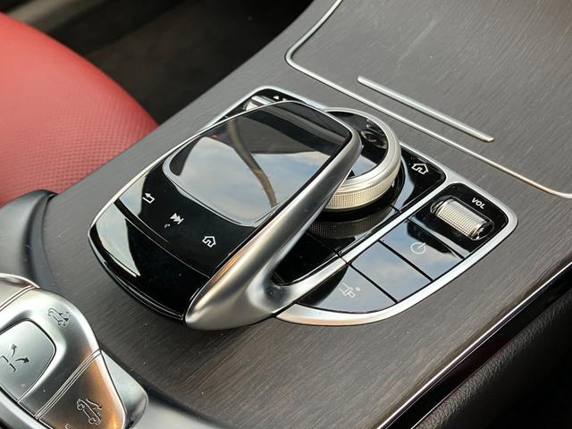 Ｃクラス Ｃ１８０カブリオレスポーツレザエクスクルシブパッケジ　弊社下取り車／レザーエクスクルーシブパッケージ／ダークレッドソフトトップ／エアサスペンション／エアバランスパッケージ／クランベリーレッドレザー／シートヒーター／シートクーラー／ヘッドアップディスプレイ（37枚目）