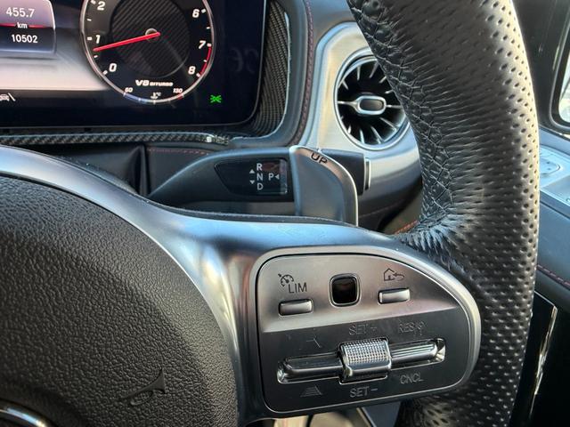 Ｇクラス Ｇ６３　弊社下取り車／ガラススライディングルーフ／ブラック×ベンガルレッドナッパレザー／シートヒーター／シートクーラー／リラクゼーション機能／ブルメスターサラウンドサウンド／ＡＭＧレッドブレーキキャリパー（28枚目）