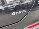 メルセデス・ベンツの定める厳しい基準をクリアしたお車のみをご案内させて頂きます。納車前整備はメーカー規定に基づき当店3Fの指定工場で入念に行なわれます。熟練のメカニックがお客様のお車を整備致します。