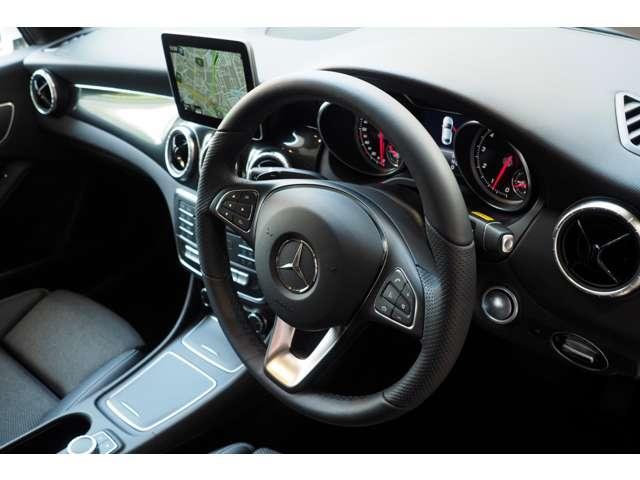 CLA180 AMG スタイル レーダーセーフティ デモカー(17枚目)