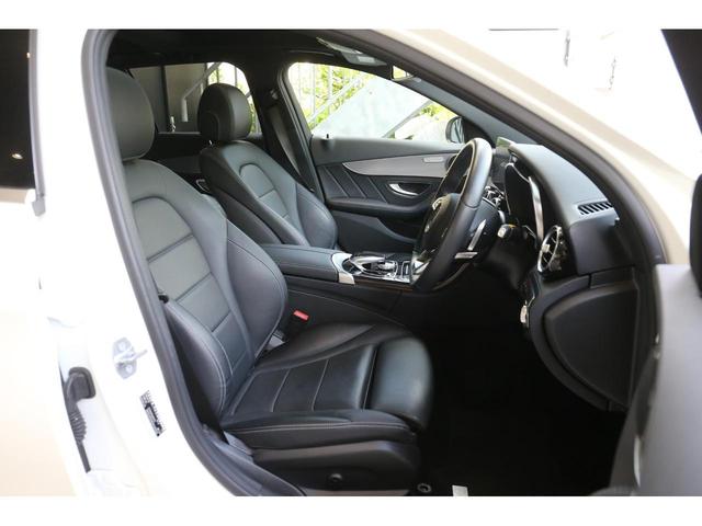 C180 ステーションワゴン ローレウスエディション 認定中古車 当社ユーザー様お下取り車 パノラミックスライディングルーフ シートヒーター キーレスゴー 電動リアゲート メモリー付きパワーシート(6枚目)