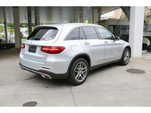 GLC250 4マチックスポーツ 認定中古車 レーダーセーフティーパッケージ COMANDシステム 360°カメラ スポーツサスペンション メモリー付きパワーシート パークトロニック シートヒーター アンビエントライト(3色)(5枚目)