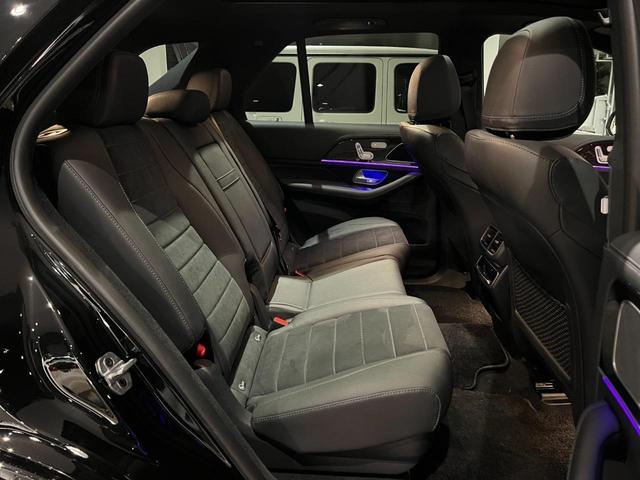 GLE300d 4マチック AMGライン AMGラインパッケージ/パノラミックスライディングルーフ/レーダーセーフティパッケージ/電動パワーシート/シートヒーター/7人乗り/アンビエントライト/全方位カメラ/20インチアルミホイールmerce(7枚目)