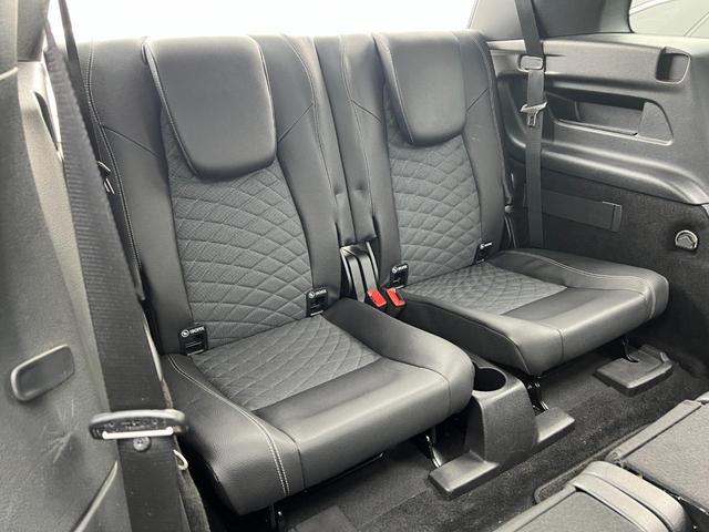 GLB200d 認定中古車/レーダーセーフティパッケージ/360°カメラ/メモリー付パワーシート/シートヒーター/3列目シート//マルチビームLEDヘッドライト/スマートフォン連携機能/自動開閉テールゲート/ワイヤレ(9枚目)