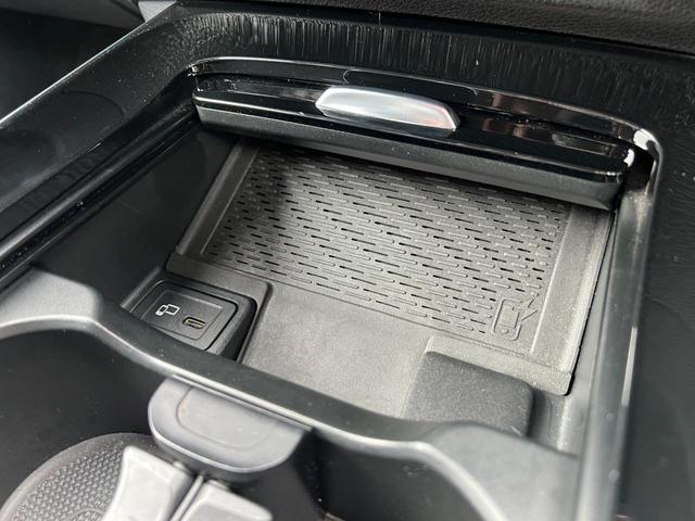 GLB200d 認定中古車/レーダーセーフティパッケージ/360°カメラ/メモリー付パワーシート/シートヒーター/3列目シート//マルチビームLEDヘッドライト/スマートフォン連携機能/自動開閉テールゲート/ワイヤレ(19枚目)