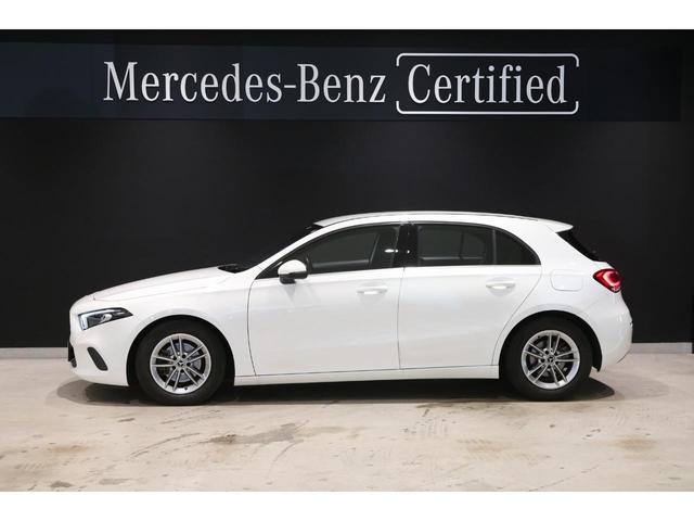 A180 当社お下取車/禁煙車/レーダーセーフティパッケージ/アクティブディスタンスアシスト・ディストロニック/アンビエントライト/MBUX/ワイヤレスチャージング/携帯電話ハンズフリー機能/キーレススタート/(4枚目)