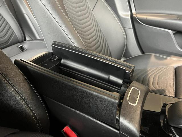 A180 当社お下取車/禁煙車/レーダーセーフティパッケージ/アクティブディスタンスアシスト・ディストロニック/アンビエントライト/MBUX/ワイヤレスチャージング/携帯電話ハンズフリー機能/キーレススタート/(25枚目)