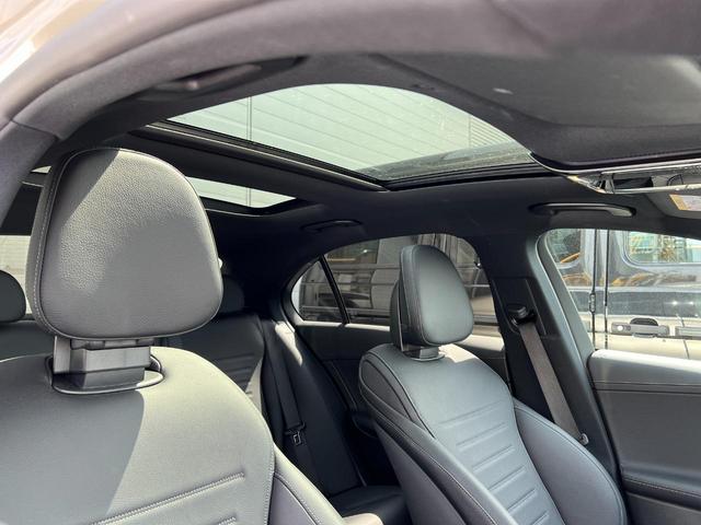 C200アバンギャルド AMGライン AMGライン/ベーシックPKG/パノラミックスライディングルーフ/レザーEXPKG/レーダーセーフティPKG/360°カメラ/アンビエントライトプレミアム/メモリー付パワーシート/スマートフォン連携機(34枚目)