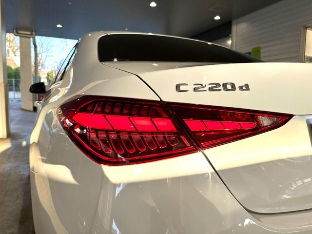 Ｃ２２０ｄアバンギャルド　ＡＭＧライン　弊社下取り／１オーナー／ベーシックＰ／レザーＰ／ベーシックＰ／アンビエントライトプレミアム／ヘッドアップディスプレイ／メモリー付きパワーシート／シートヒーター／３６０°カメラシステム／ＡＲナビゲーショ(28枚目)