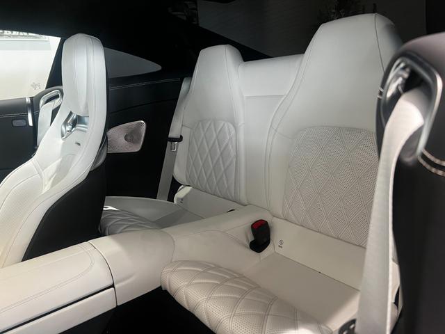 ＧＴ ６３　４マチック＋　クーペ　弊社買取り／ＡＭＧパフォーマンスＰ／ＡＭＧカーボンＰ／パノラミックルーフ／Ｂｕｒｍｅｓｔｅｒ／ＡＭＧパフォーマンスシート／ヘッドアップディスプレイ／カーボンミラー／リアウィングスポイラー／Ａｐｐｌｅ（10枚目）
